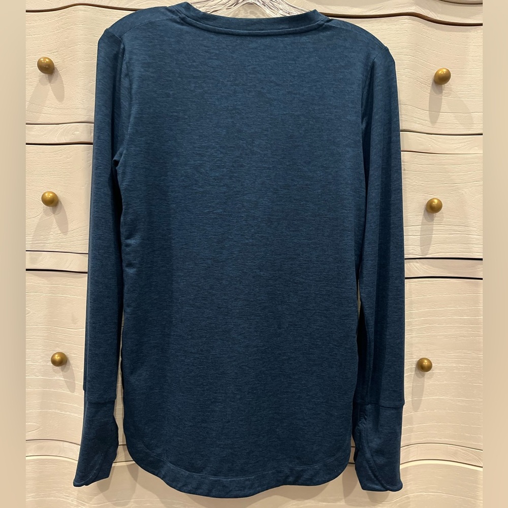 Athleta Uptempo Long Sleeve Top Size Small - Picture 2 of 3